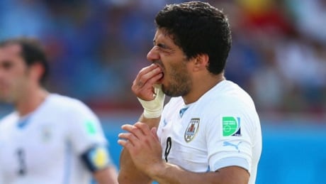Luis Suarez's new team believes their new star can be "reintegrated" into football after several now infamous biting incidents. Suarez joins Lionel Messi and Neymar in Barcelona.
saurez-luis