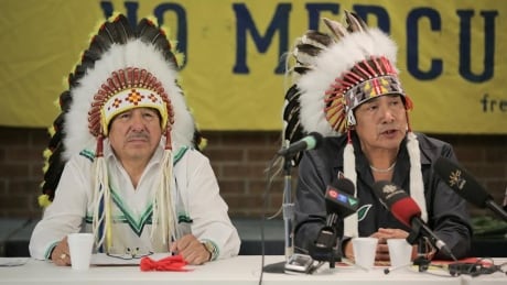 Ontario Regional Chief Stan Beardy and Grassy Narrows Chief Roger Fobister speak at Toronto new conference held to shed light on a little-known 2009 report that suggests mercury poisoning continues to affect people in Grassy Narrows and Wabeseemoong First Nations and that they are not receiving adequate medical care. stan beardy roger fobister