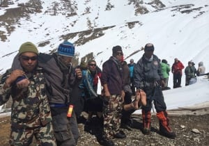 Nepal avalanche rescue
