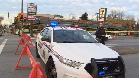 Shots fired following 7-11 robbery in Burnaby