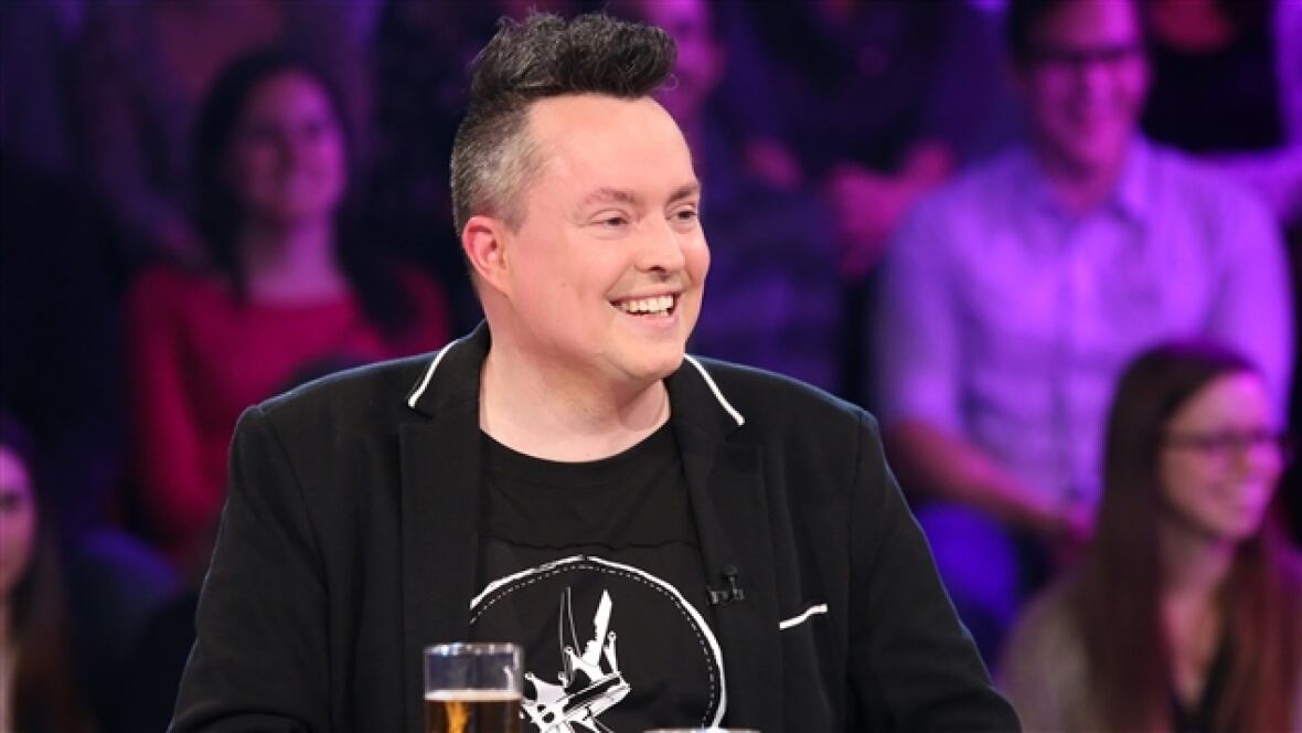 Comedian Mike Ward defends ’edgy’ style before Quebec human rights