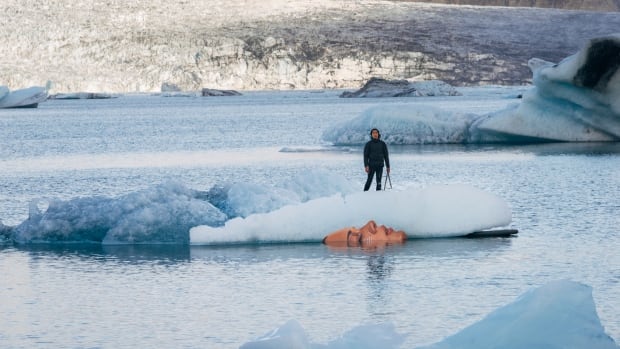 To make a statement about the rising sea level, street artist/surfer Sean Yoro (a.k.a. Hula) created these oil paintings on icebergs. They'll melt before the UN climate talks even begin.