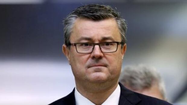 http://i.cbc.ca/1.3378785.1450900950!/fileImage/httpImage/image.jpeg_gen/derivatives/16x9_620/croatia-politics.jpeg