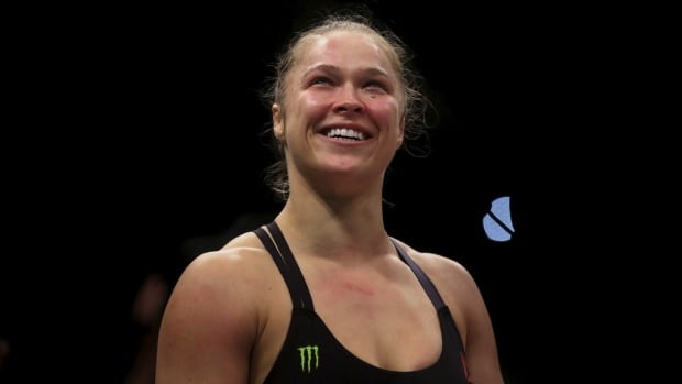 In an open-hearted interview with Ellen Degeneres, UFC fighter Ronda Rousey admitted to having suicidal thoughts following a major loss.