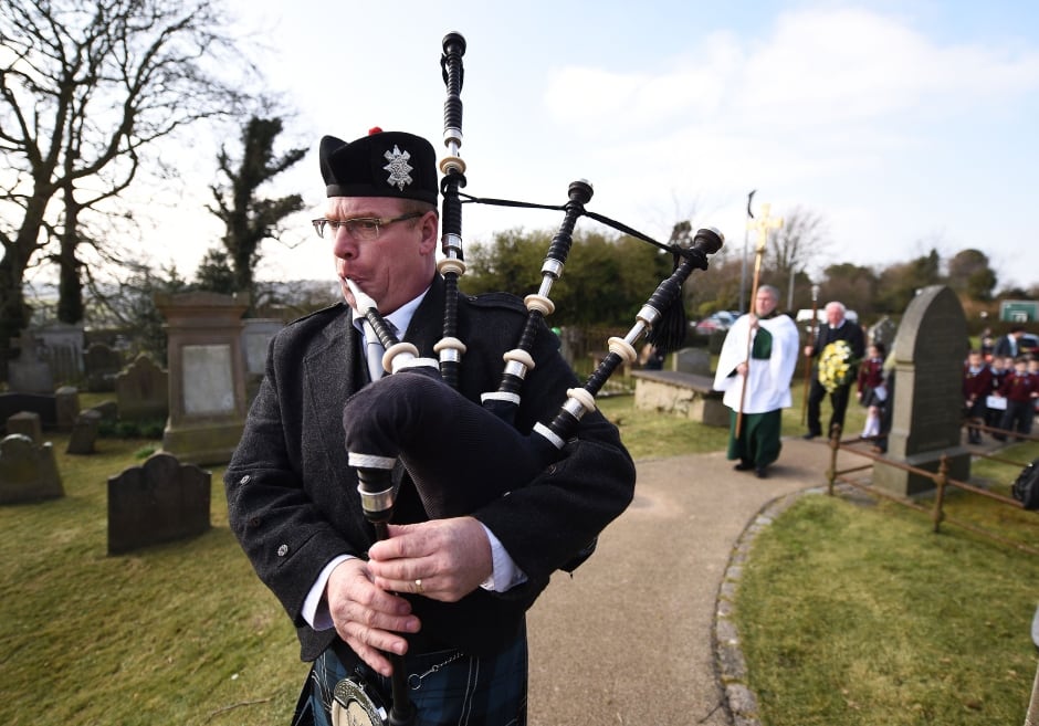 St Patricks Day service of remembrance northern Ireland March 17 2016