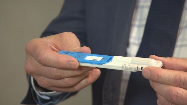 DrugWipe device