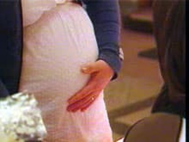 mtl-surrogate-belly-0311