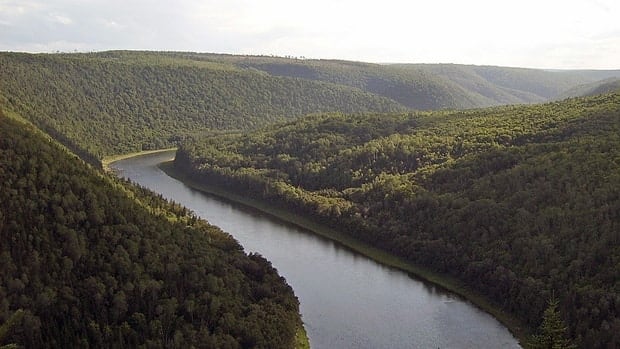 li-nb-restigouche-river