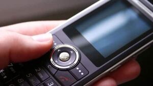 li-istock_cellphone