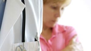 hi-doctor-patient-istock
