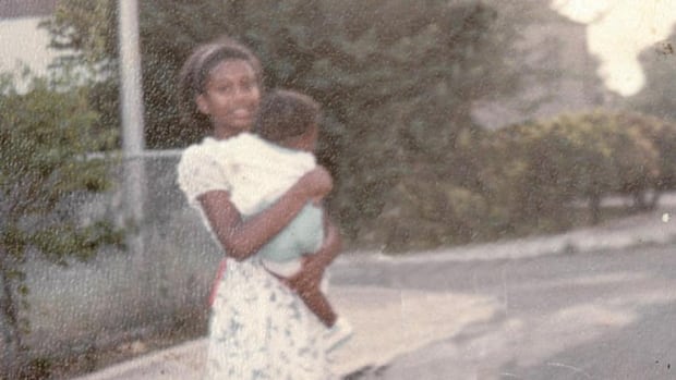 Man convicted in 1994 murder of teen daughter in Toronto dies in prison
