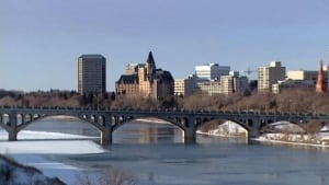 hi-saskatoon-bridge_1