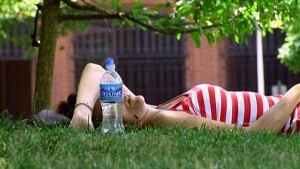 hi-heat-wave-woman-water-bottle