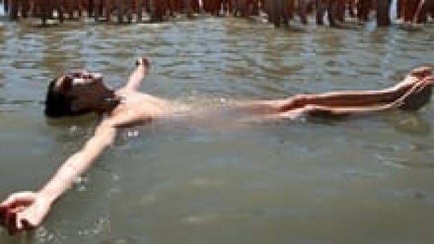 hi-852-nude-wreck-beach-3col