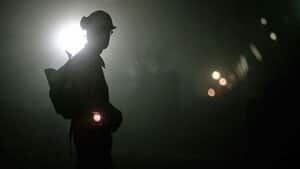 hi-bc-130116-chinese-miners-4col