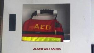 hi-aed-defibrillator-130107