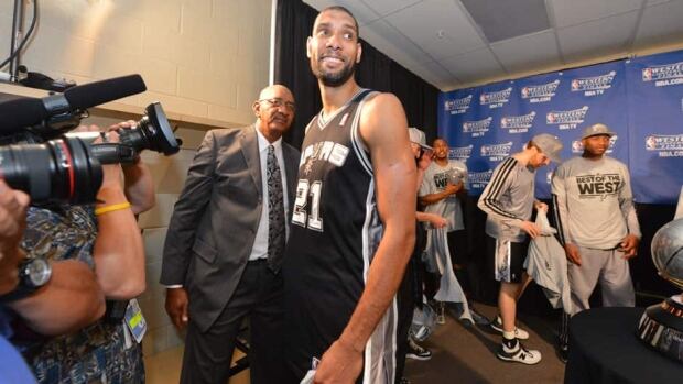 Tim Duncan and the San Antonio Spurs put away the Memphis Grizzlies in four games after a victory Monday night.
