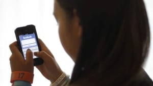 hi-facebook-teens-study-027