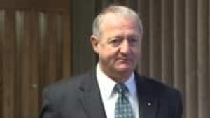 ns-russell-mackinnon_220x124_1