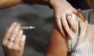 mi-vaccine-flu-300-04271650