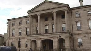 pe-hi-provincehouse-852-4col