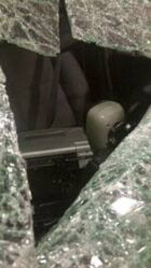 si-ns-police-car-damage