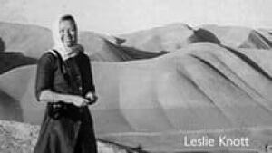 hi-bc-130110-leslie-knott-3col