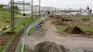 si-nb-irving-rail-220