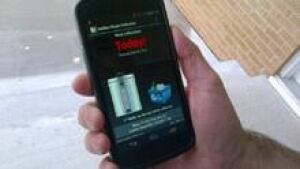 ns-si-garbage-app-phone-220