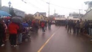 pe-hi-georgetown-blockade-r-3col