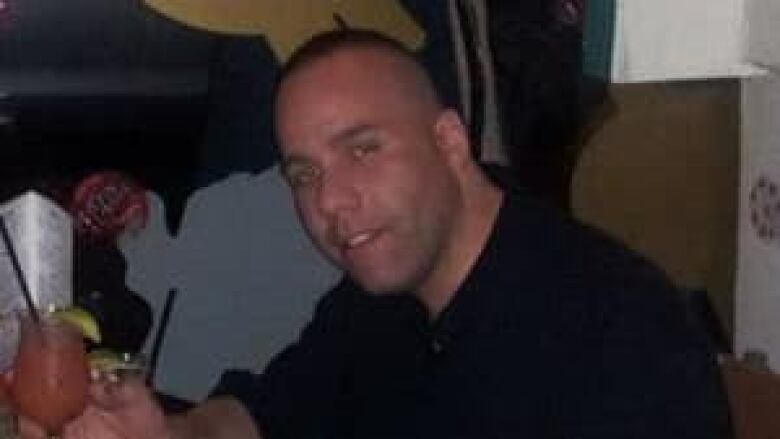 Scrap Car Buyers >> Jonathan Allan Duck, 24, has been arrested and charged with fraud and posession of stolen ... Scrap Car Buyers >> Jonathan Allan Duck, 24, has been arrested and charged with fraud and posession of stolen ...