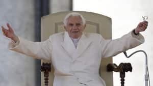 ii-pope-04059001