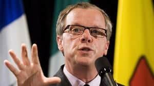 hi-brad-wall-cp-02736770-4col