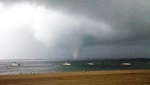 si-nyc-tornado-03228203