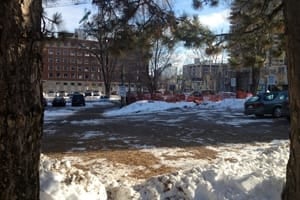 parkinglot-300