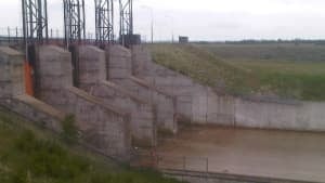 si-dickson-dam-300