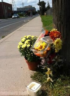 si-220-flowers-vigil