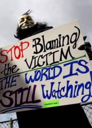 si-220-steubenville-protester