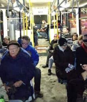 in-220-shelter-bus-cal