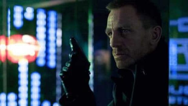 hi-skyfall-visual-effects-6col