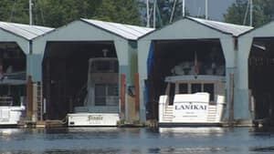 hi-bc-120731-boat-moorage-4col