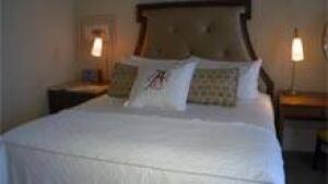 si-nb-algonquin-bed-220