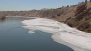 si-river-ice