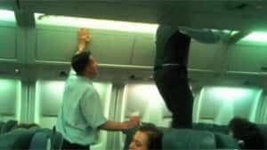 300-air-canada-crew-zurich