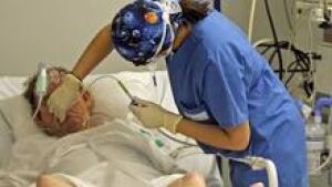 si-nurse-patient-hospital-2