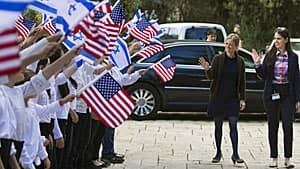 israel-flags-300-rtr3f74x