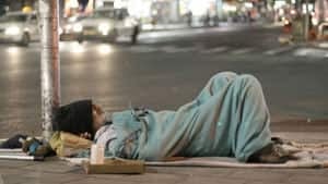 hi-bc-121230-homeless-4col