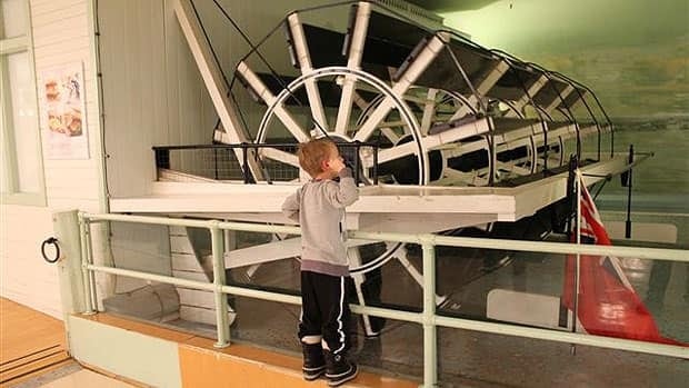 oldpaddlewheel