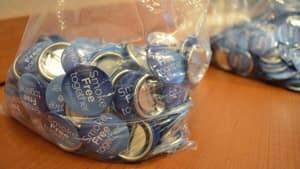 mi-smoke-free-buttons-300