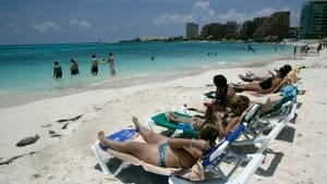 hi-bc-121105-cancun-cp-6879127-4col